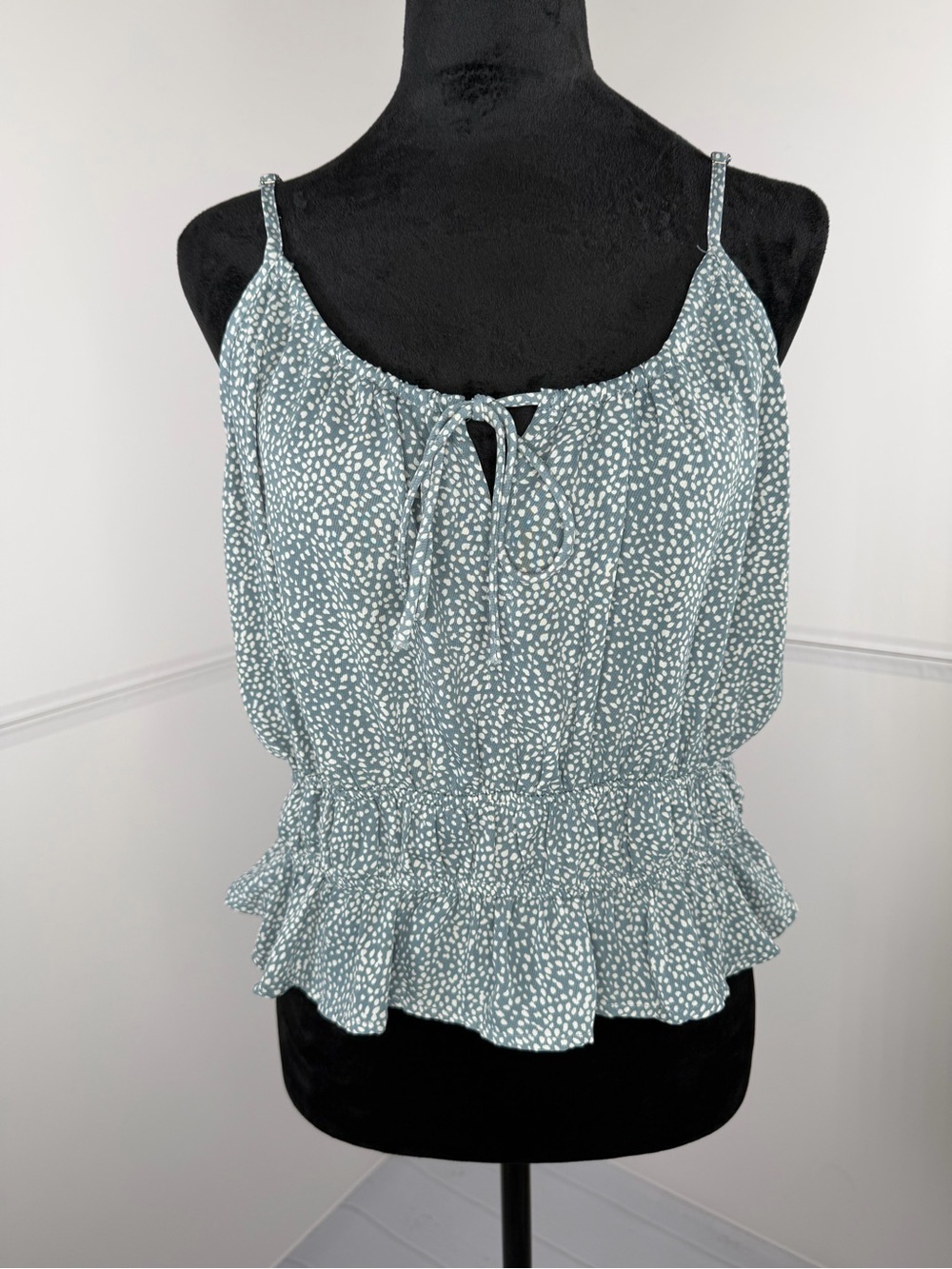 She + Sky Speckled Peplum Adjustable Spaghetti Strap Top Size Large